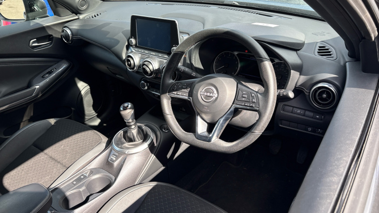 Nissan Juke 1.0 DiG-T 114 N-Connecta 5dr Petrol Hatchback